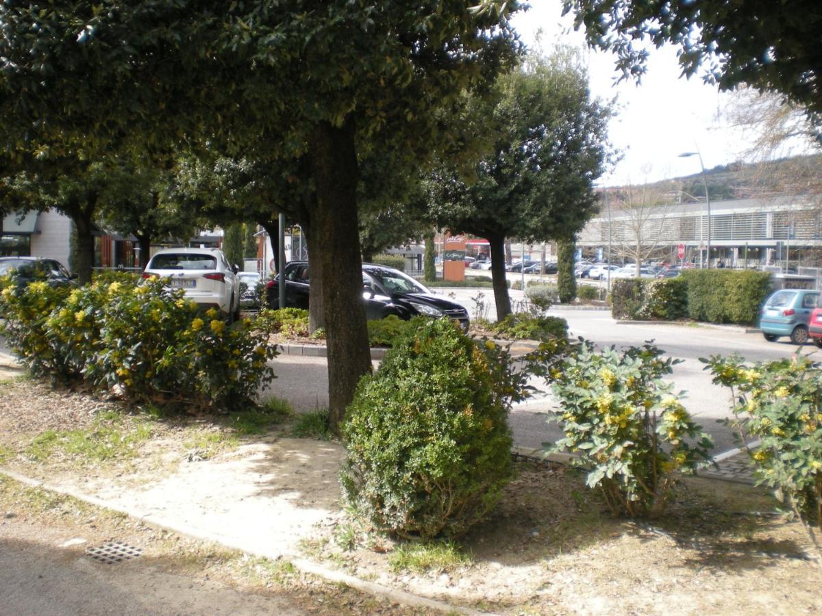 Charming Apartment Tilli With Parking Perugia Buitenkant foto