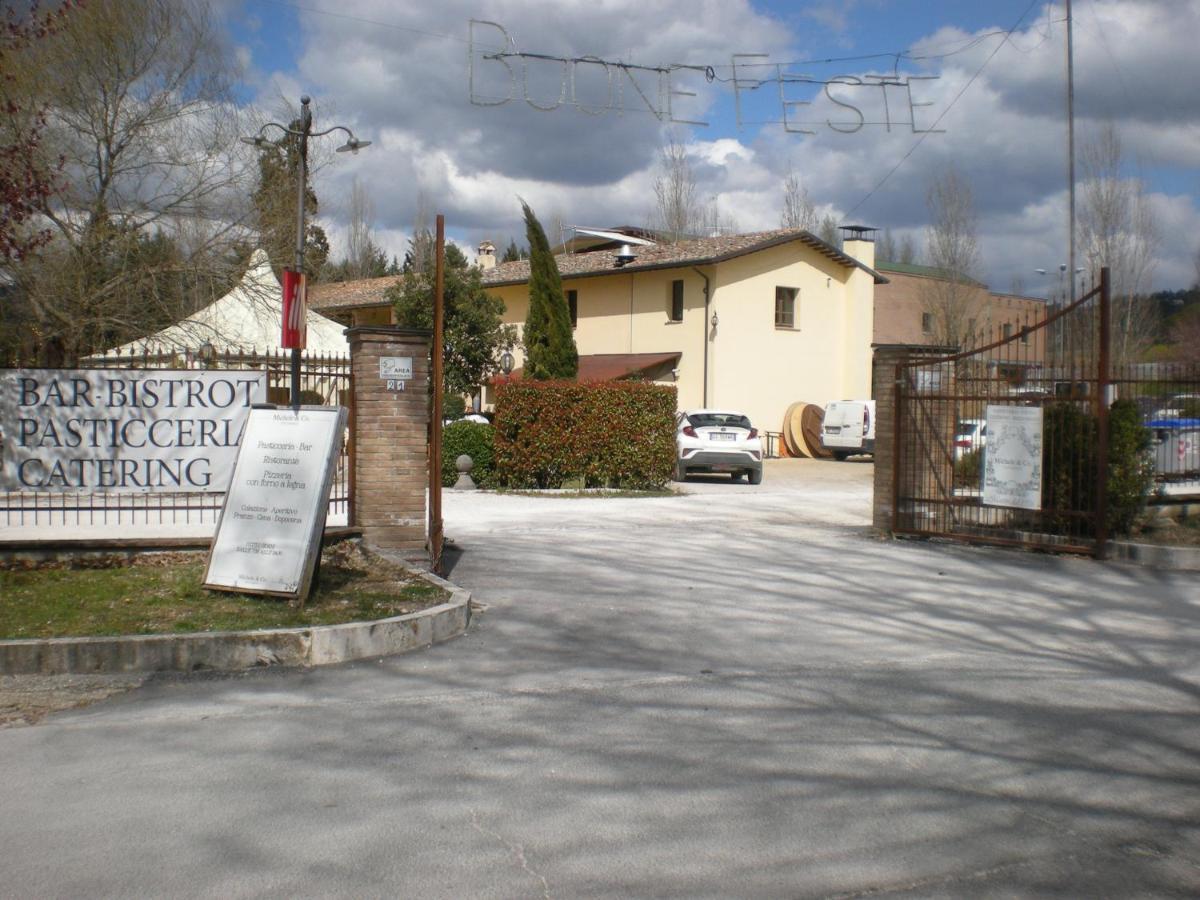 Charming Apartment Tilli With Parking Perugia Buitenkant foto