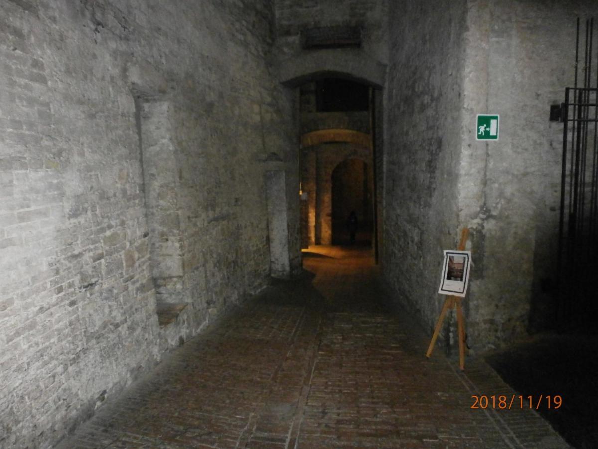 Charming Apartment Tilli With Parking Perugia Buitenkant foto