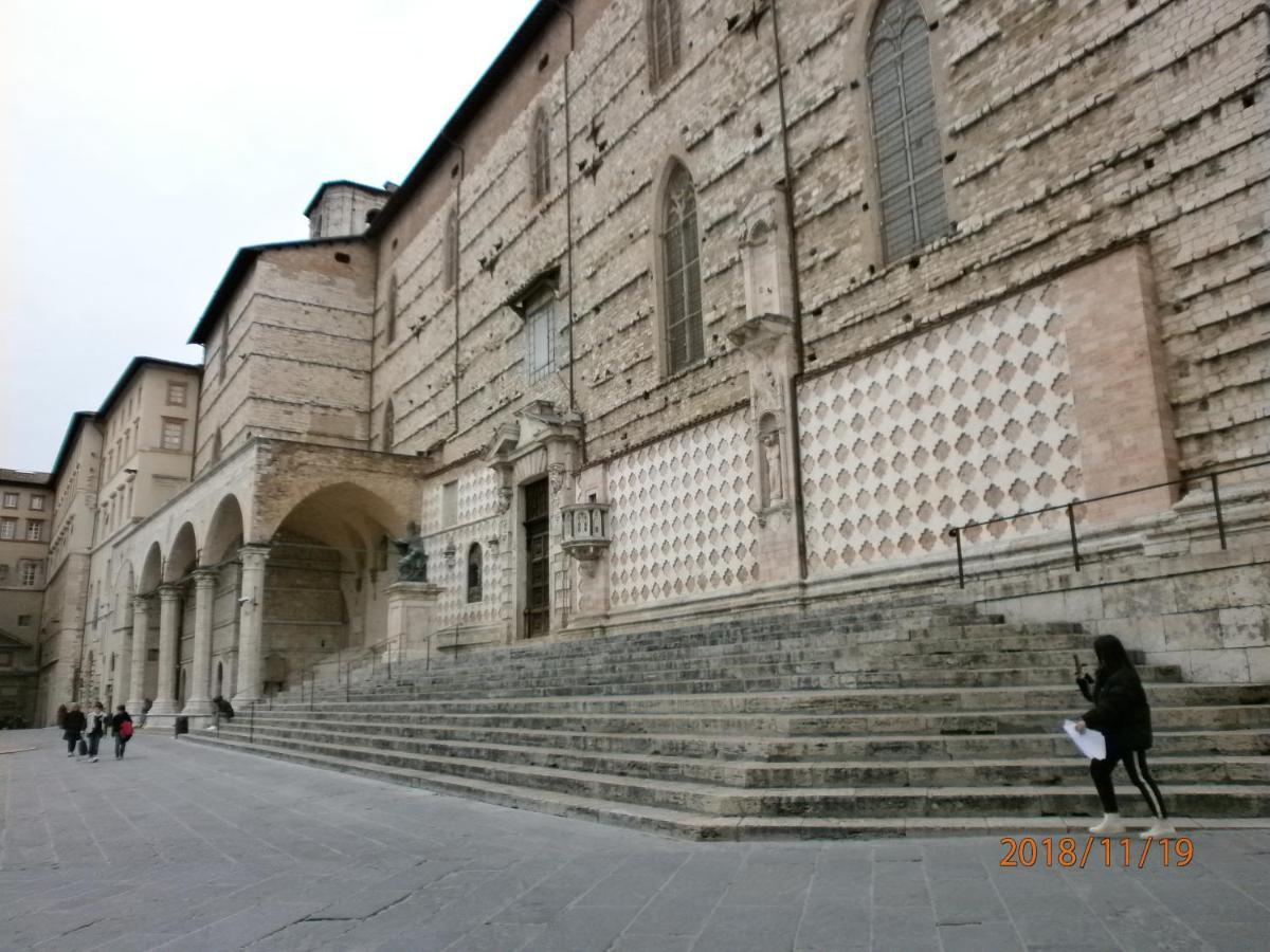 Charming Apartment Tilli With Parking Perugia Buitenkant foto