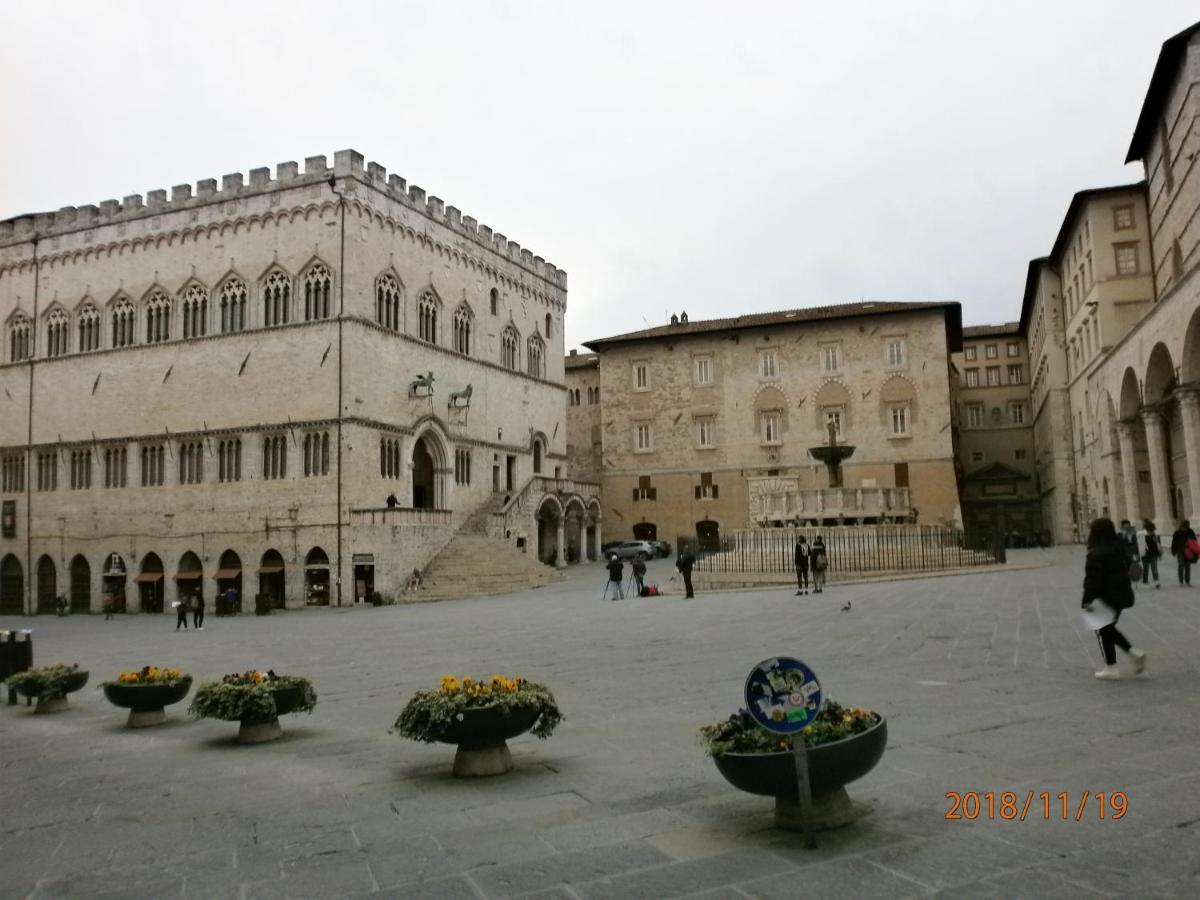 Charming Apartment Tilli With Parking Perugia Buitenkant foto